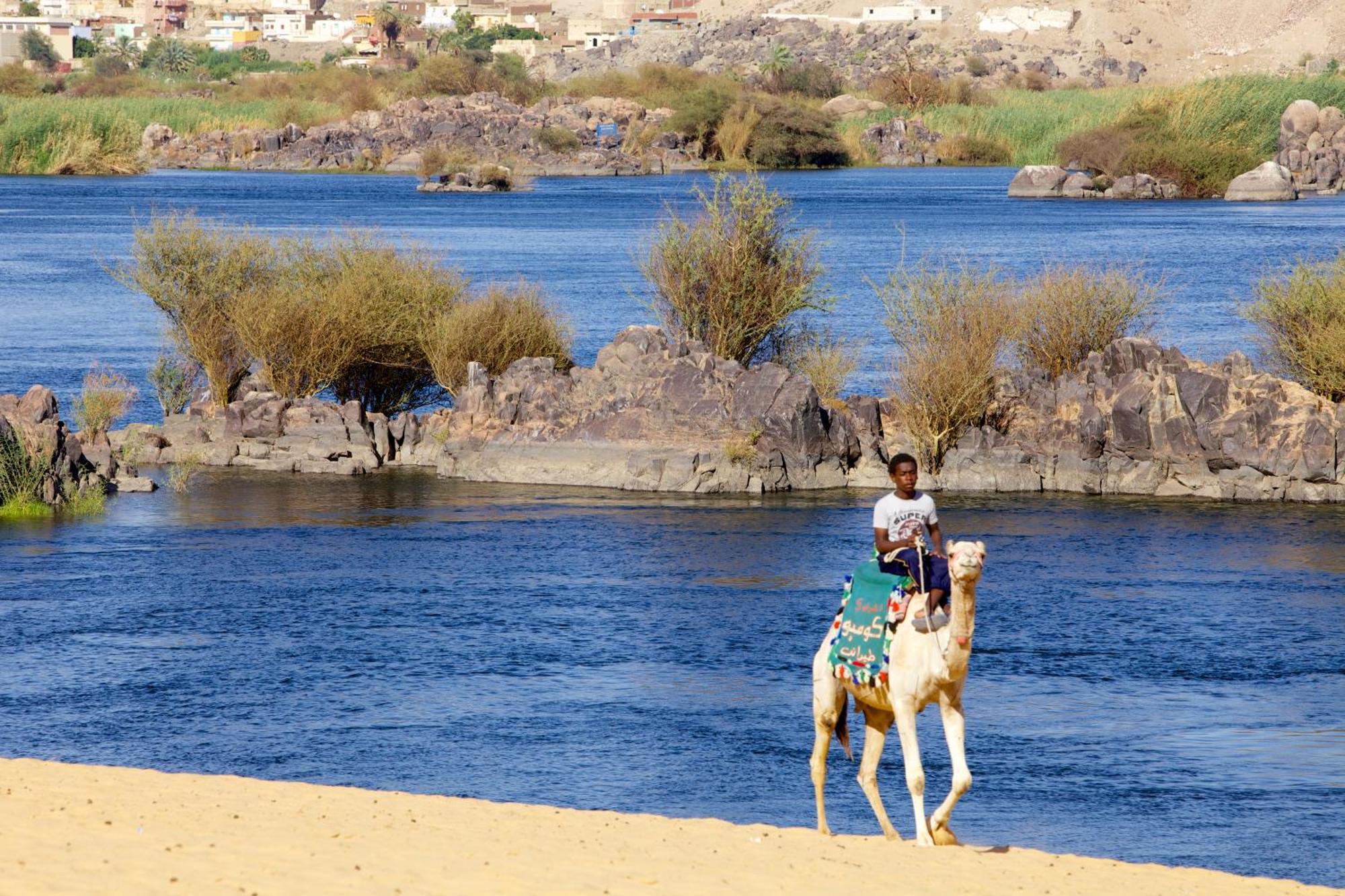Hadouta Masreya Nubian Guest House Aswan Exteriör bild